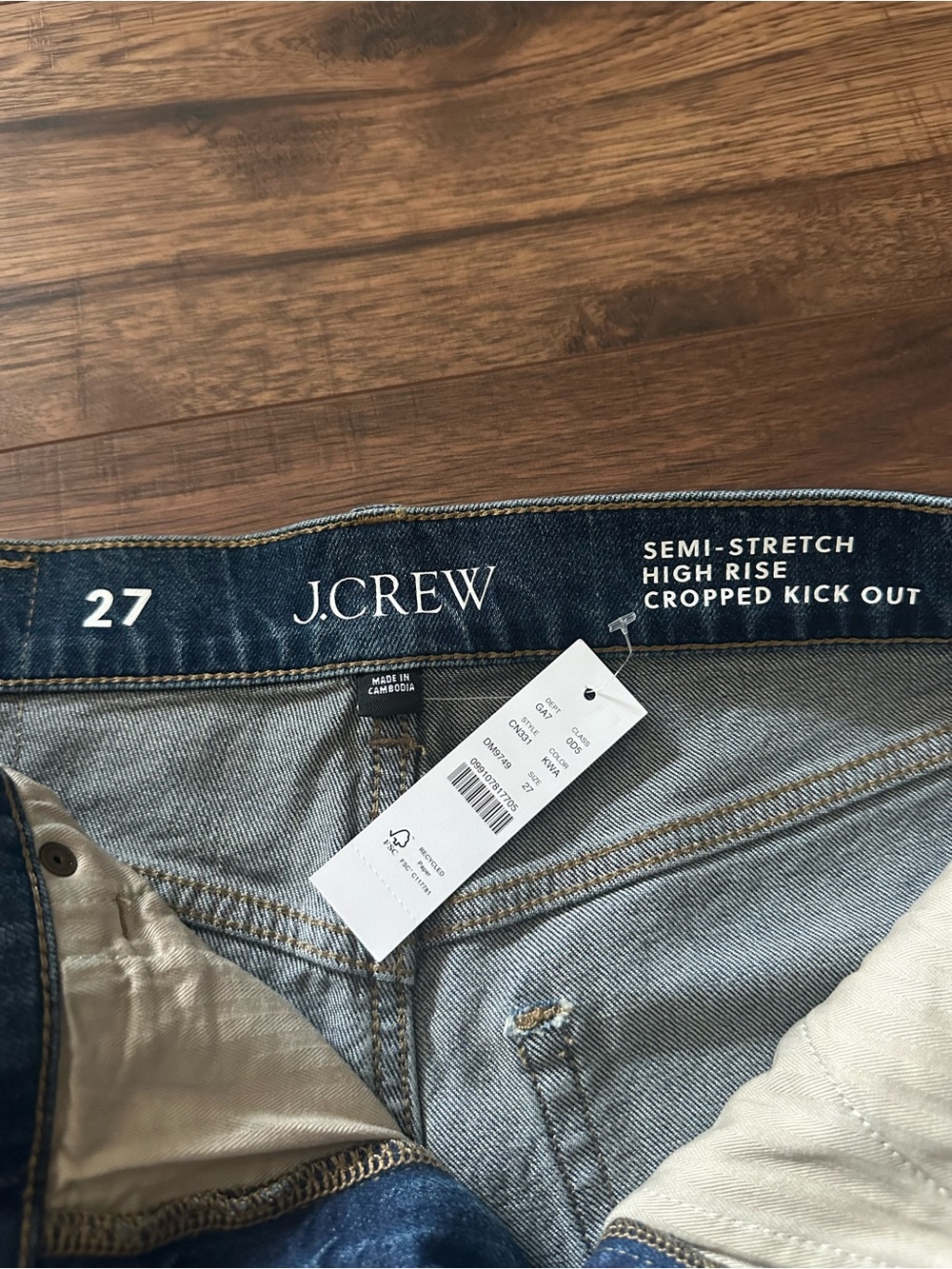 J. Crew Semi Stretch High-Rise Cropped Kick Out Flare Jeans in Dark Blue Wash - Picture 2 of 5